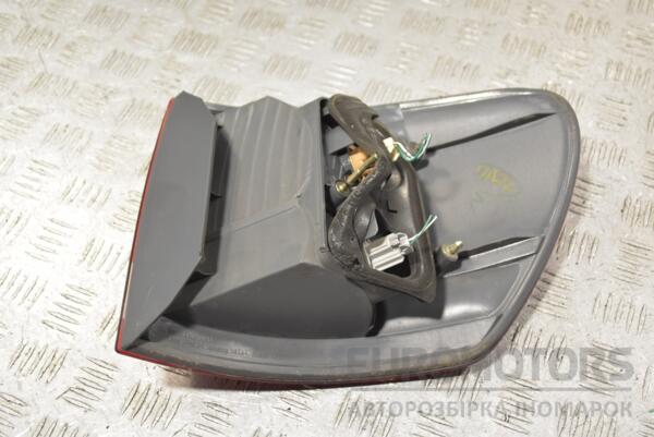 Фонарь левый наружный -04 Toyota Avensis Verso 2001-2009 260597 - 2