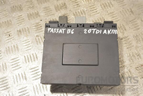 Блок управління бортової мережі VW Passat (B6) 2005-2010 3C0937049AJ 261619 - 2