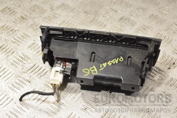Пепельница передняя VW Passat (B6) 2005-2010 3C0863284A 261656 - 2