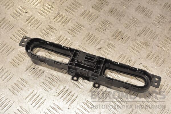 Кнопка аварійки Kia Carens 2013 261913 - 2