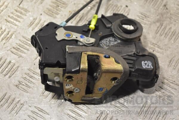 Замок двери передний правый электр 2 пина Toyota Corolla (E12) 2001-2006 261998 - 2