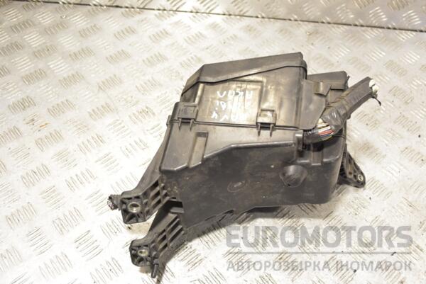 Блок предохранителей Toyota Rav 4 2006-2013 8266242270 262017 - 2