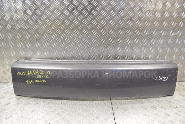 Накладка крышки багажника нижней части (дефект) Mitsubishi Outlander XL 2006-2012 5817A011 263003 - 1