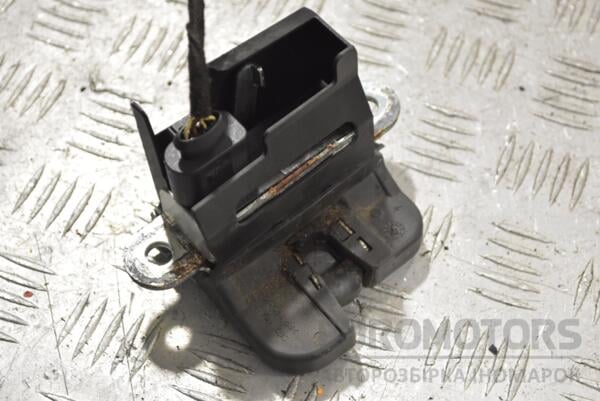 Замок крышки багажника электр 4 пина VW Golf (V) 2003-2008 3C9827645A 263050 - 2