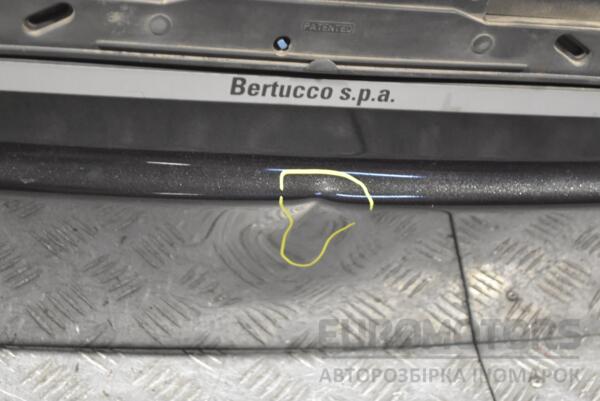Кришка багажника зі склом (дефект) Toyota Corolla Verso 2001-2004 263109 - 2