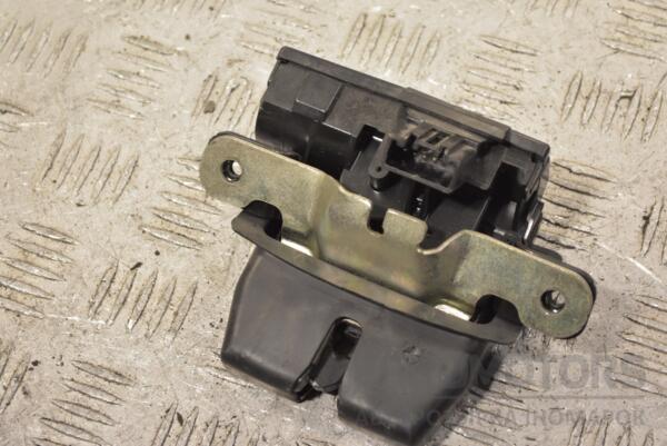 Замок крышки багажника электр 4 пина Ford Fiesta 2008 8A61A442A66BE 263138 - 2