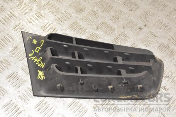 Решітка радіатора ліва 06- Renault Megane (II) 2003-2009 8200412381 265462 - 2