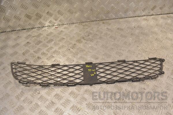 Решетка в бампер центральная Toyota Yaris 1999-2005 5311252060 265480 - 2