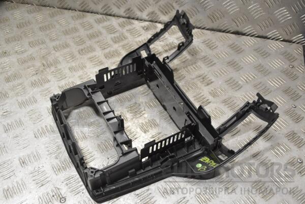Консоль центральная в торпедо Opel Zafira (B) 2005-2011 13162556 265616 - 2