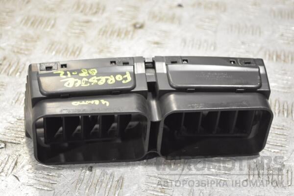 Дефлектор воздушный центральный Subaru Forester 2008-2012 66110FG020 265691 - 2