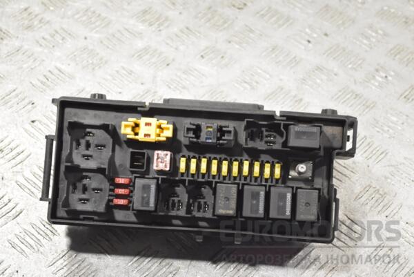 Блок предохранителей Jeep Grand Cherokee 2005-2010 04692217AA 269230 - 2