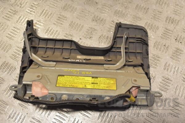 Подушка безпеки колін водія Airbag Toyota Yaris 2006-2011 305477010FKA 269598 - 2