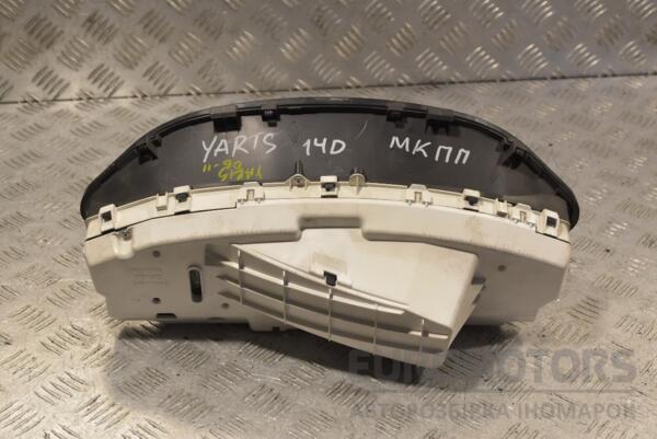 Панель приладів Toyota Yaris 1.4 D-4D 2006-2011 838000D690 269600 - 2