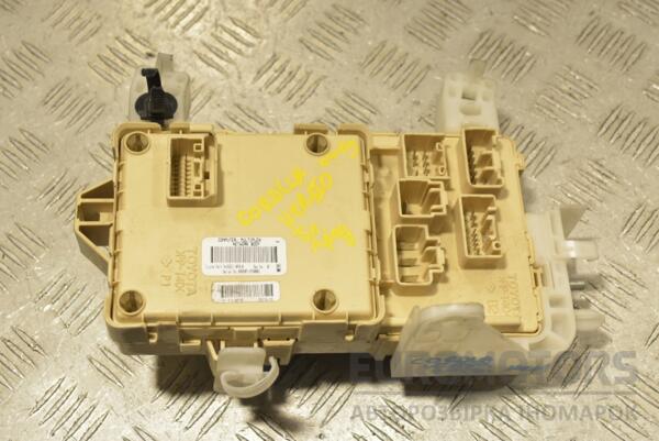 Блок запобіжників Toyota Corolla Verso 2004-2009 892210F010 270288 - 2