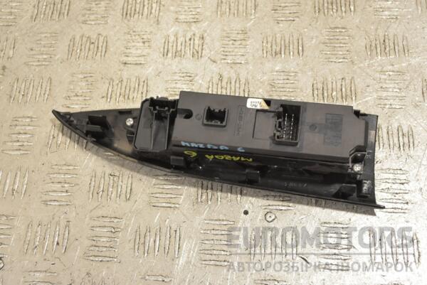 Блок управління склопідйомниками передній лівий Mazda 6 2002-2007 270396 - 2
