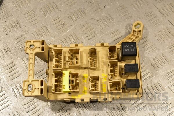 Блок запобіжників Lexus RX 1998-2003 271537 - 2