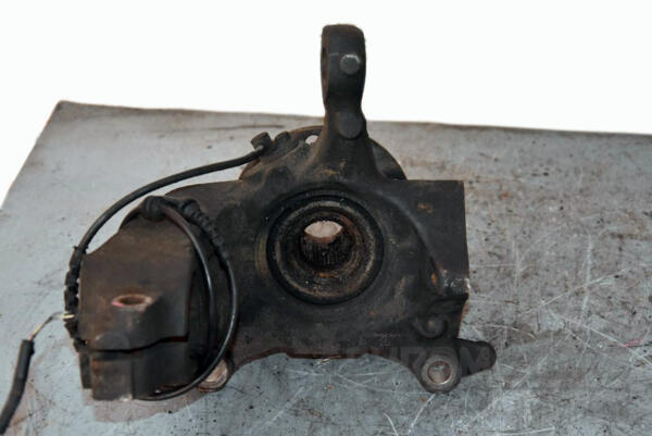 Поворотний кулак правий з ABS в зборі ступиця Citroen Jumper 2006-2014 70716 - 2