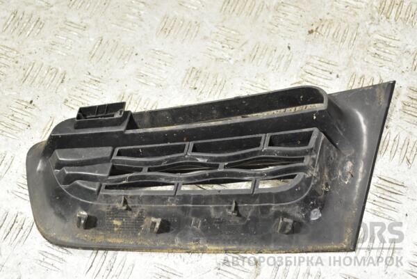Решетка радиатора правая 06- Renault Megane (II) 2003-2009 8200568926 273529 - 2