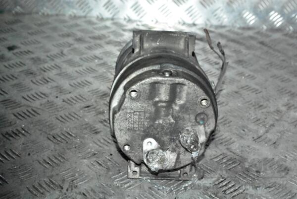 Компресор кондиціонера Renault Master 2.5dCi 1998-2010 8200832990 275249 - 3