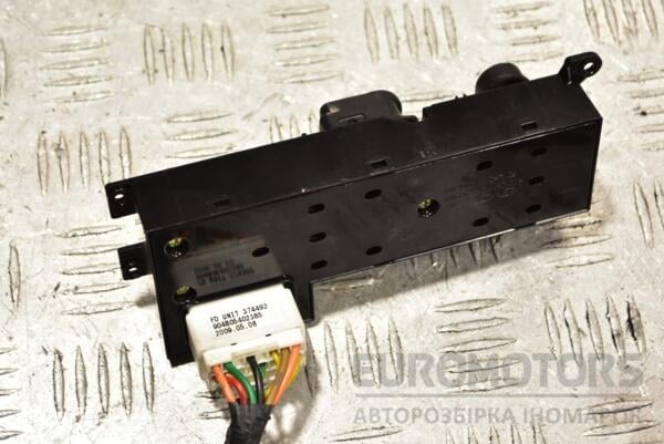 Блок управління склопідйомниками передній лівий Hyundai i30 2007-2012 935702L100 277791 - 2