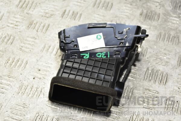Дефлектор повітряний правий Hyundai i30 2007-2012 974902R000 278170 - 2