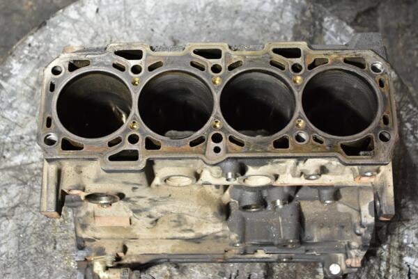 Блок двигуна (дефект) Opel Insignia 2.0cdti 2008-2017 55565911 278676 - 5