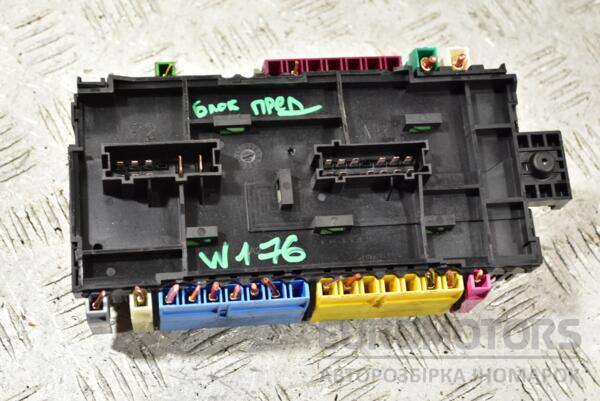Блок запобіжників Mercedes A-class (W176) 2012-2018 A2469067100 284019 - 2