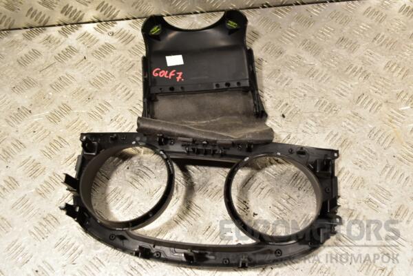 Накладка панели приборов VW Golf Sportsvan 2014-2020 517857189A 284105 - 2