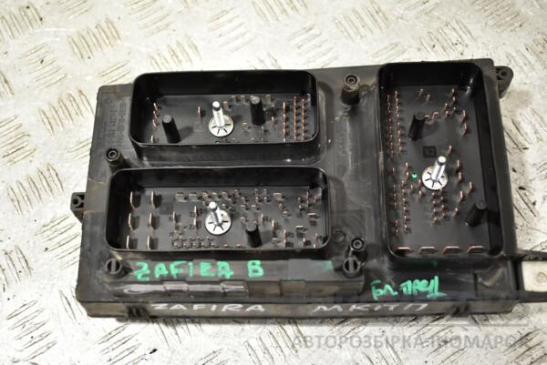 Блок запобіжників Opel Zafira (B) 2005-2011 13206751 284469 - 2