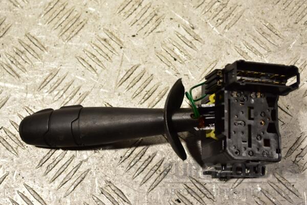 Підрульовий перемикач правий Renault Trafic 2001-2014 8200416459 284714 - 2