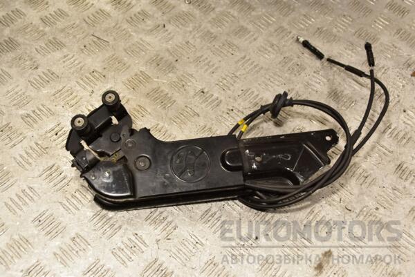 Ролик двери левой боковой сдвижной низ Kia Carnival 2006-2014 839504D000 284940 - 2