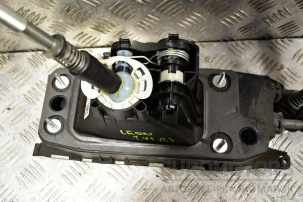 Кулиса переключения МКПП 5-ступка с тросами Seat Leon 2013 5Q0711049AP 286438 - 2