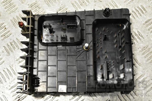 Блок предохранителей VW Golf (V) 2003-2008 1K0937124K 286836 - 2