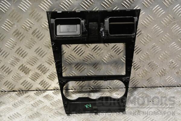 Консоль центральна в торпедо Subaru XV 2011 287130 - 2