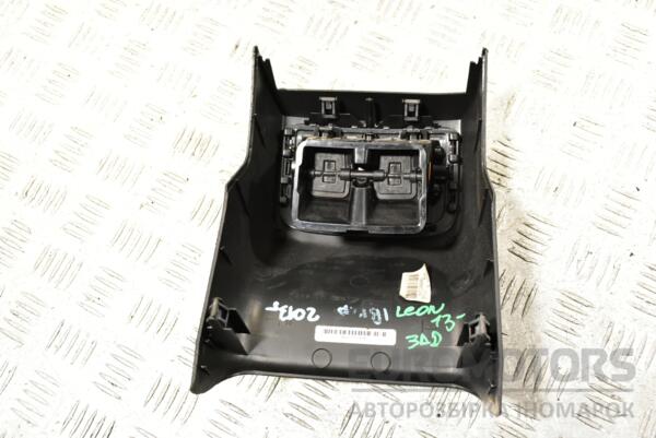 Дефлектор воздушный задний центральный Seat Leon 2013 5F0864298 287224 - 2