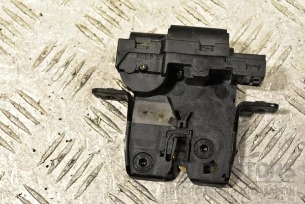 Замок крышки багажника электр 4 пина Renault Laguna (II) 2001-2007 8200257615 288801 - 2