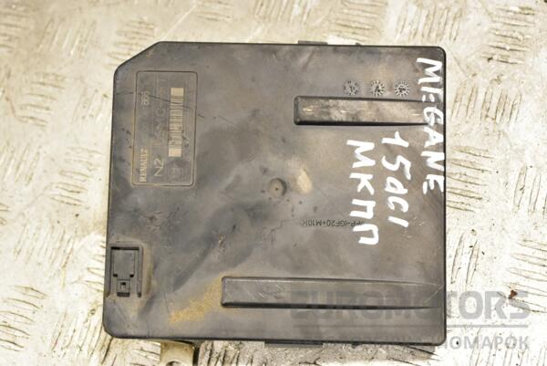 Блок предохранителей Renault Megane (II) 2003-2009 8200481866 289187 - 2