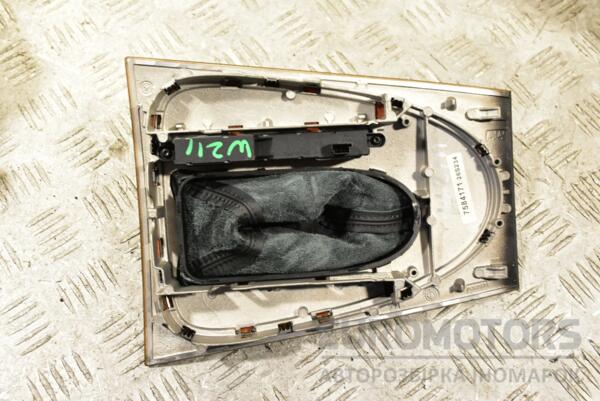 Накладка консолі лаштунки Mercedes E-class (W211) 2002-2009 A2116802336 289817 - 2