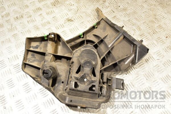 Кронштейн заднього бампера правий Volvo V40 2012 31290592 290396 - 2