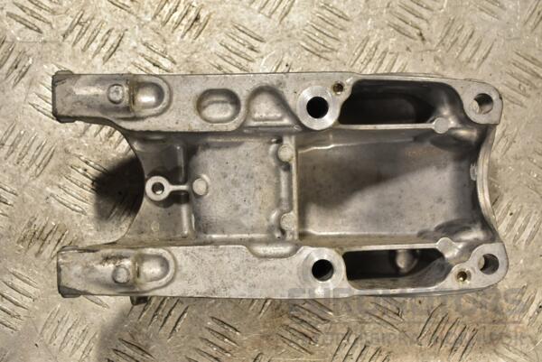 Кронштейн двигуна Mercedes GLA-Class 2.0T 16V (X156) 2013 A2702230138 293597 - 2