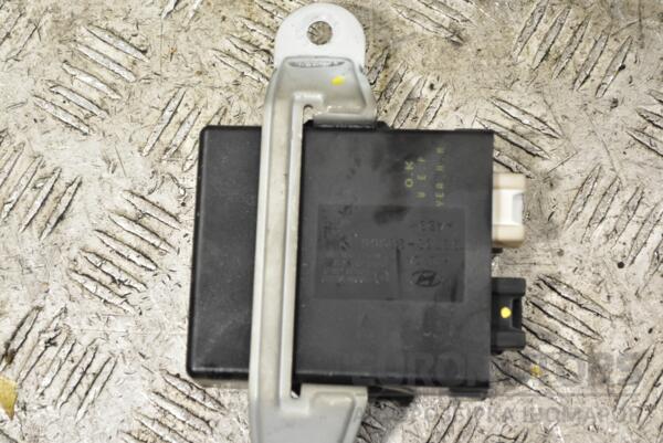 Блок управління склоочисника заднього Hyundai Santa FE 2000-2006 9875026000 300802 - 2