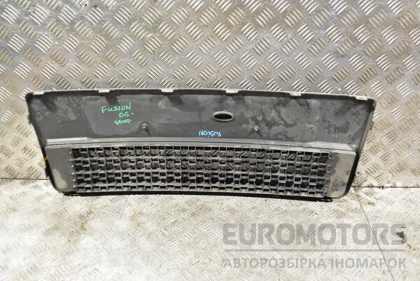 Решетка переднего бампера центральная 06- Ford Fusion 2002-2012 6N1117B968ABW 301762 - 2