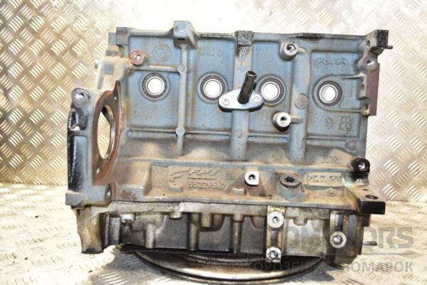 Блок двигуна (дефект) Opel Corsa 1.3MJet (D) 2006-2014 55229567 302352 - 3