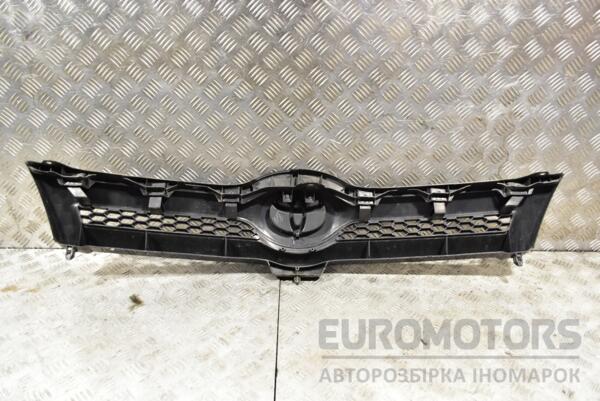 Решітка радіатора -07 Toyota Corolla Verso 2004-2009 531110F020 303219 - 2