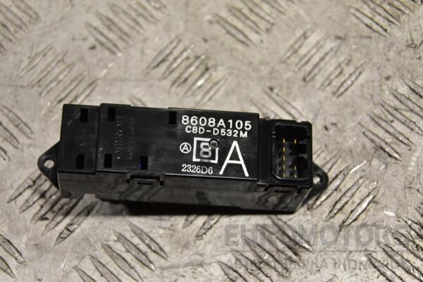Кнопка склопідіймача передні праві Mitsubishi Outlander 2003-2006 8608A105 303423 - 2