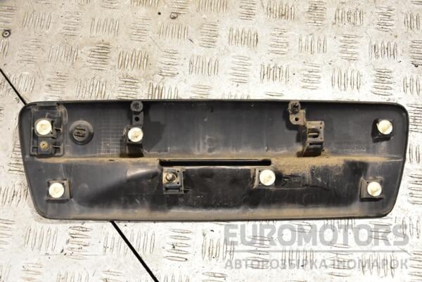 Накладка крышки багажника Mitsubishi Outlander 2003-2006 MN175068 303938 - 2