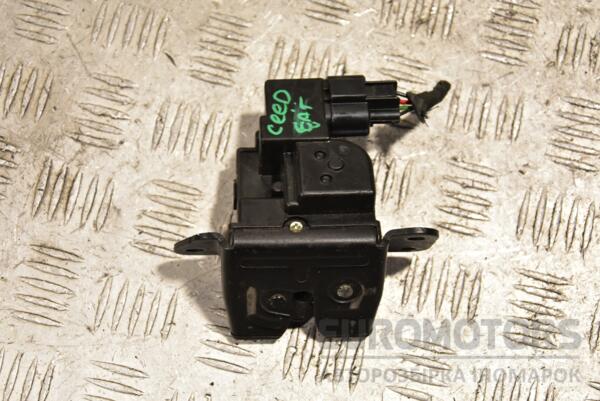 Замок крышки багажника электр 4 пина Kia Ceed 2007-2012 812301H000 303959 - 2