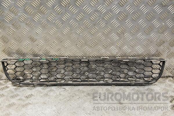 Решітка переднього бампера центральна -07 Toyota Corolla Verso 2004-2009 531120F020 304545 - 2
