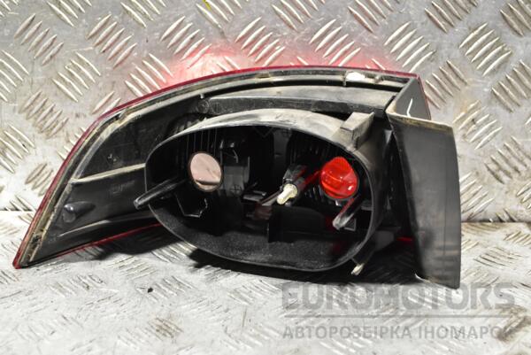 Ліхтар правий зовнішній ліфтбек 05- Renault Laguna (II) 2001-2007 8200262668 304874 - 2