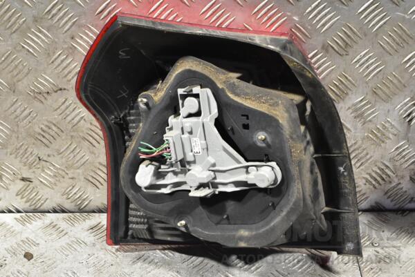 Фонарь правый хетчбек 04- Toyota Corolla (E12) 2001-2006 8155002300 317488 - 2